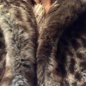 Meet your Posher, Meagan